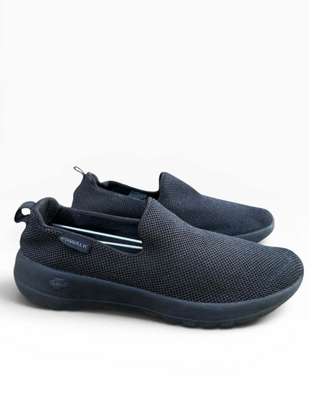 Skechers GO Walk Max Slip on Sneakers Shoes Black Lightweight Women's size 7